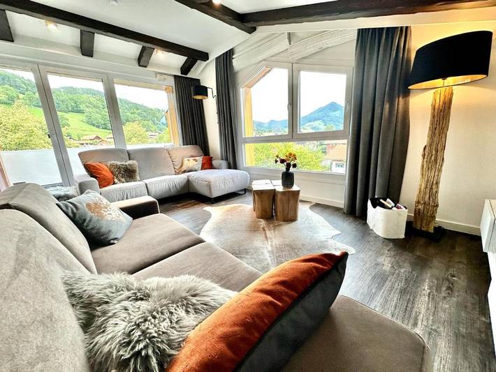 Ferienwohnung für 10 Personen, mit Balkon und Whirlpool sowie Terrasse und Sauna am Schliersee