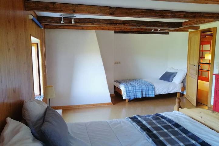 Location de vacances pour 12 personnes, avec jardin et balcon à Fresse-sur-Moselle - 3