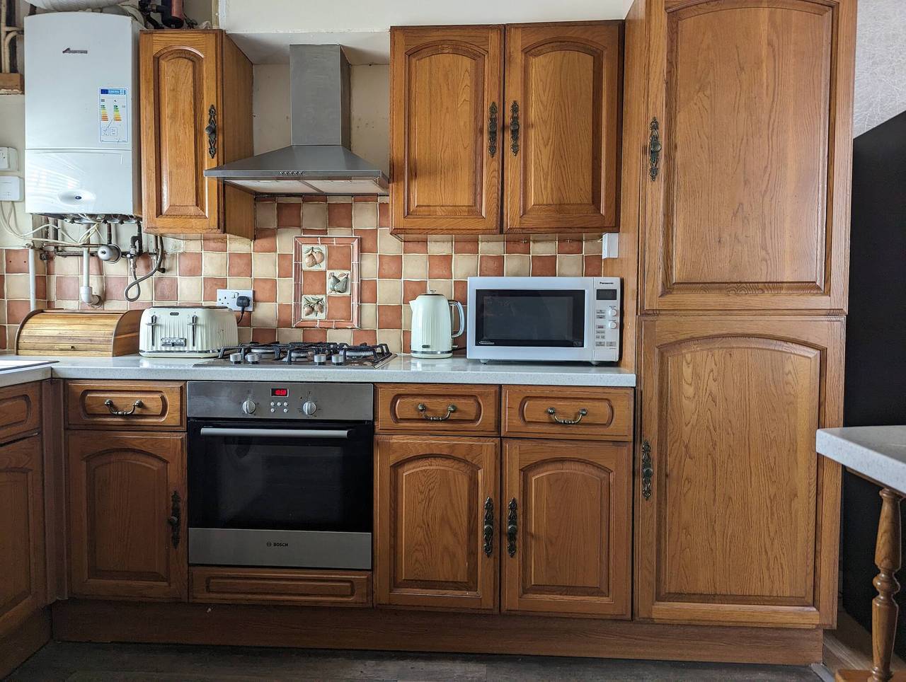 Family-sized comfort - Walk to Lake & City Centre in Cardiff, Cardiff region