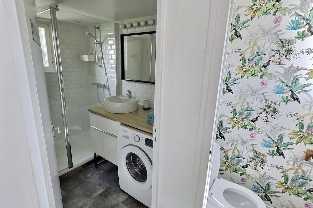 Delightful small house in a quiet neighbourhood close to the beach and the golf in Biarritz, Bayonne region
