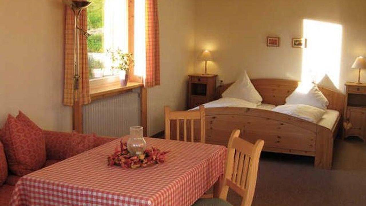 Doppelzimmer für 2 Personen in Jungholz in Jungholz, Bayerische Alpen