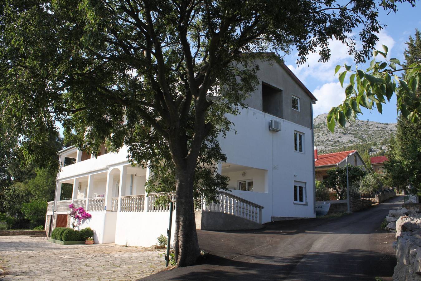Ganze Wohnung, Studio Appartement mit Terrasse und Meerblick Starigrad (Paklenica) As-6587-a in Starigrad Paklenica, Starigrad