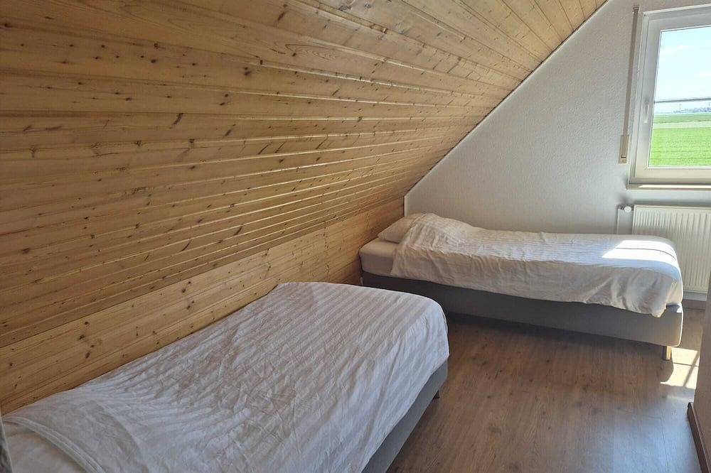 Ganze Wohnung, Ferienhaus Freiblick A in Ditzumerverlaat, Bunde