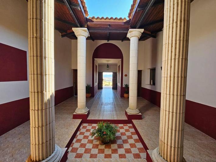 Casa rural para 2 personas, con vistas y piscina además de jardín y terraza en Tierra de Mérida - Vegas Bajas - 2