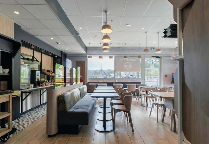 Hôtel pour 2 personnes, avec terrasse et vue sur le lac, animaux acceptés à Thionville - 3