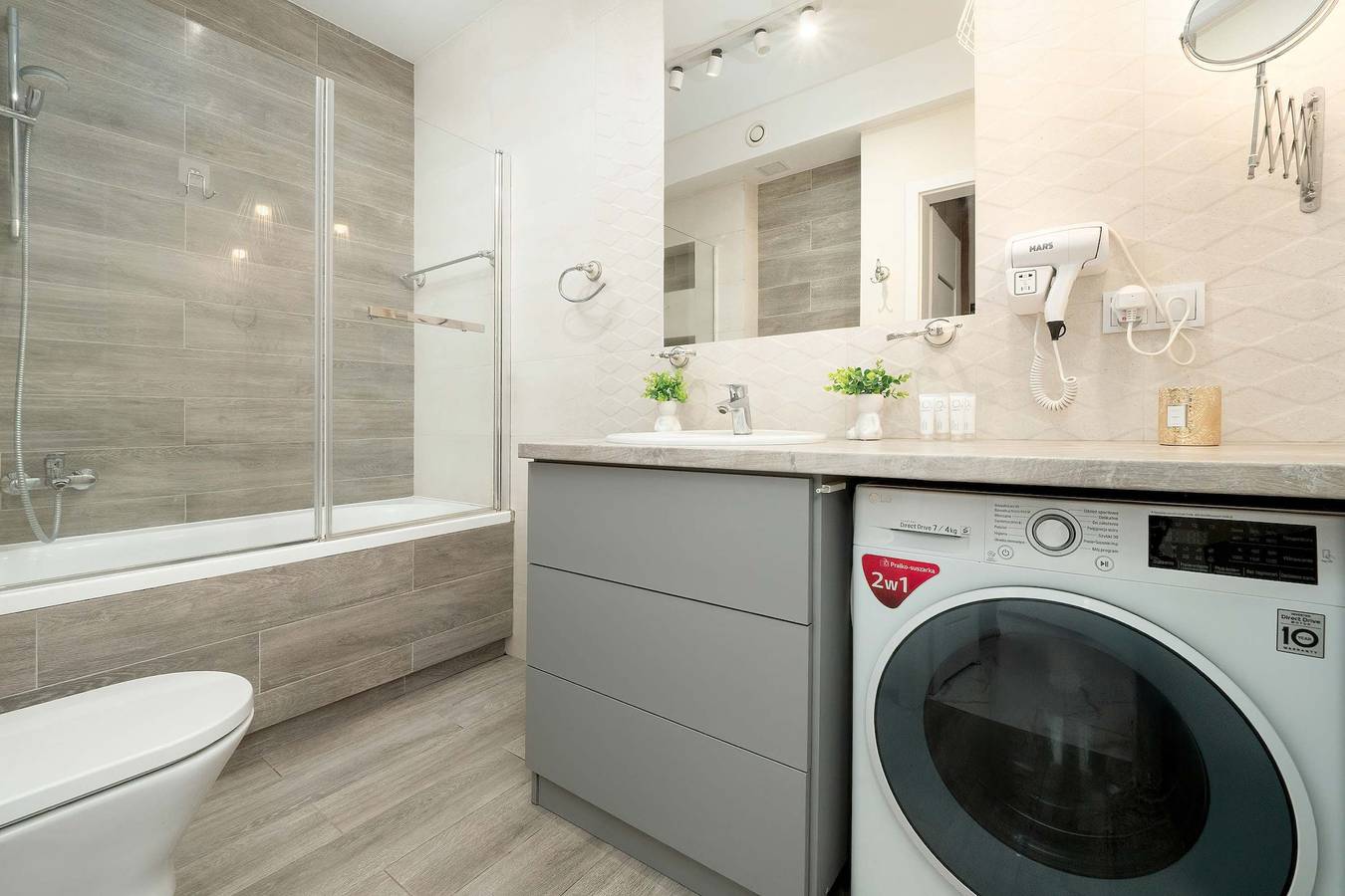 Ganze Wohnung,   eligowskiego 43F       d     Functional Apartment   Remote Work in Łódź, Region Lodz