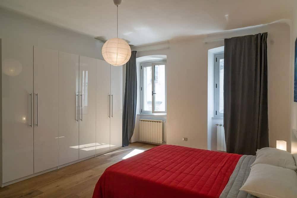 Entire apartment, Hadithi Trieste, between Le Rive and Piazza Unità in Trieste, Carso