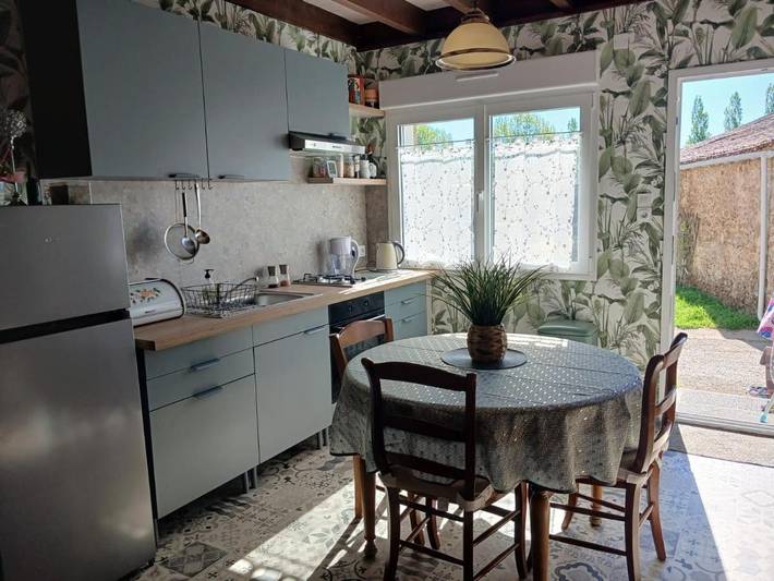 Gîte pour 6 personnes, avec piscine et jacuzzi, animaux acceptés à Châtillon-sur-Thouet - 4
