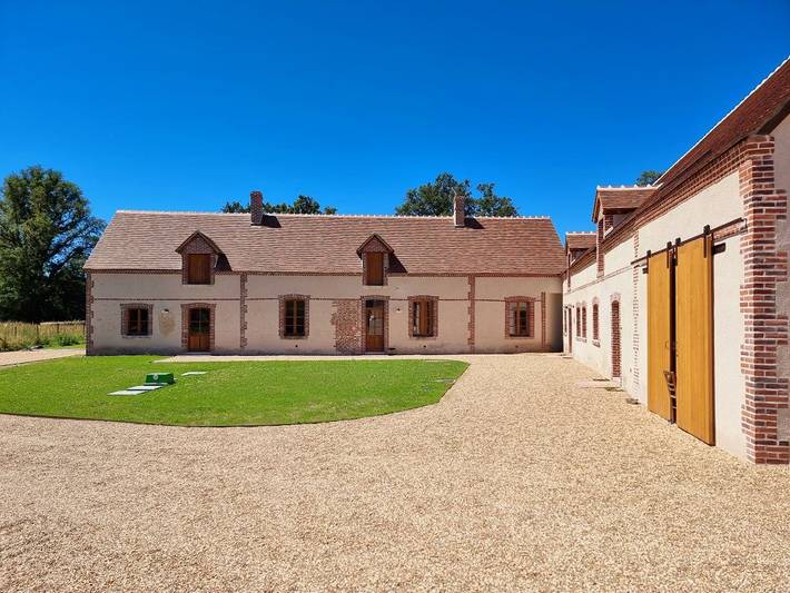 Gîte pour 2 personnes, avec piscine ainsi que terrasse et jardin à Pruniers-en-Sologne - 4