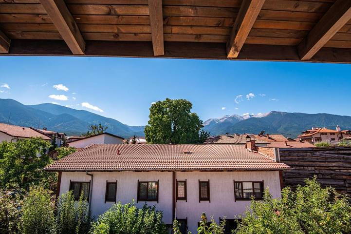 Location de vacances pour 12 personnes, avec jardin et vue, adapté aux familles dans Bansko - 2