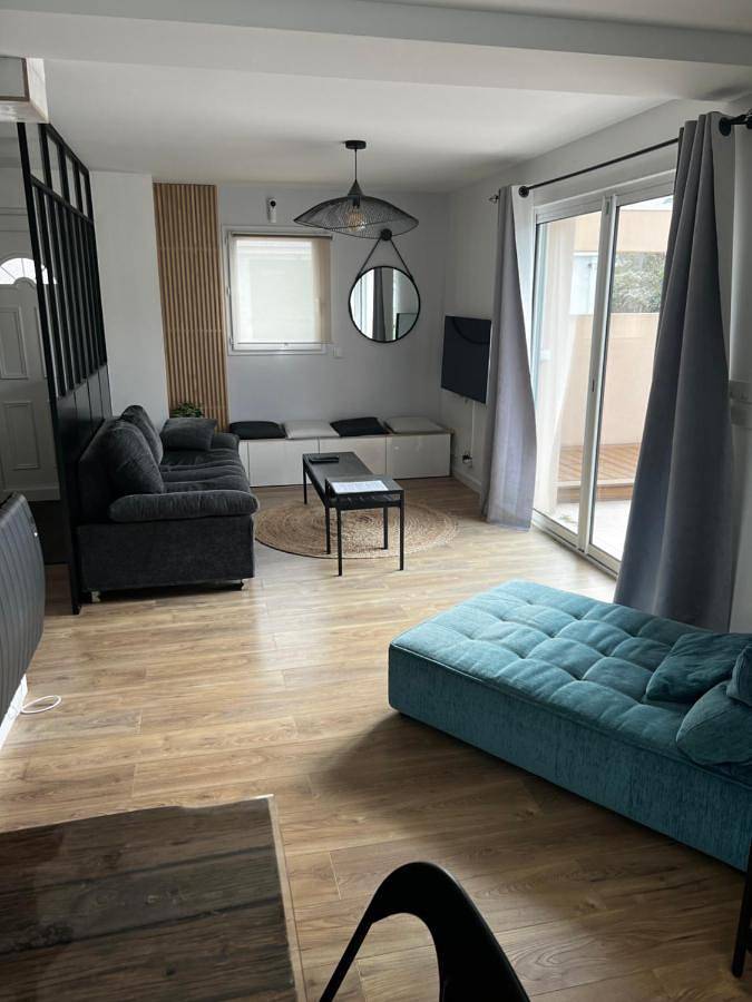 Location de vacances pour 8 personnes, avec jardin et piscine à Saint-Aignan-Grandlieu - 4