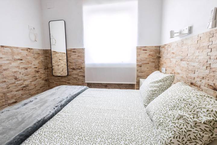 Ganze Wohnung, Ferienwohnung für 2 Personen in Playa del Rompidillo (Rota), Rota