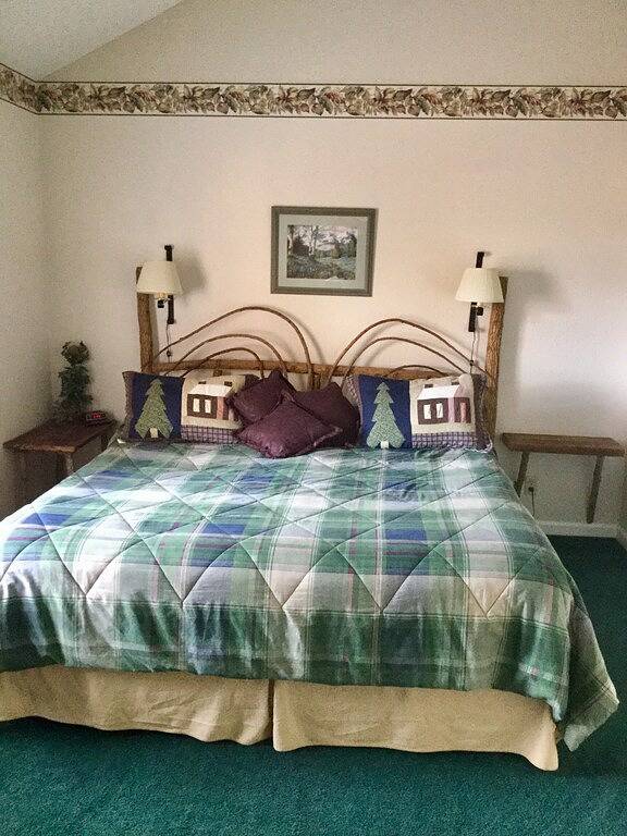 Chalet for 16 Guests in Sevier County