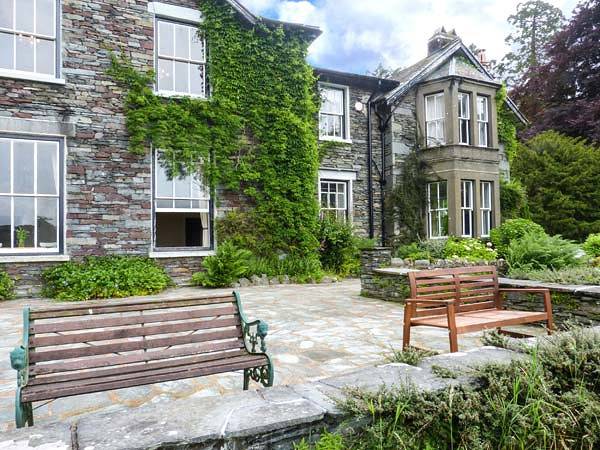 Cottage for 5 people, with Terrace and Garden in Grasmere