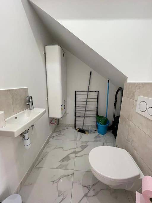 Location de vacances pour 6 personnes, avec terrasse dans Baulne - 3