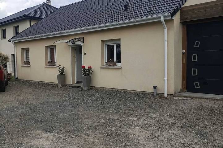 Location de vacances pour 5 personnes, avec jardin dans Estrée-Blanche