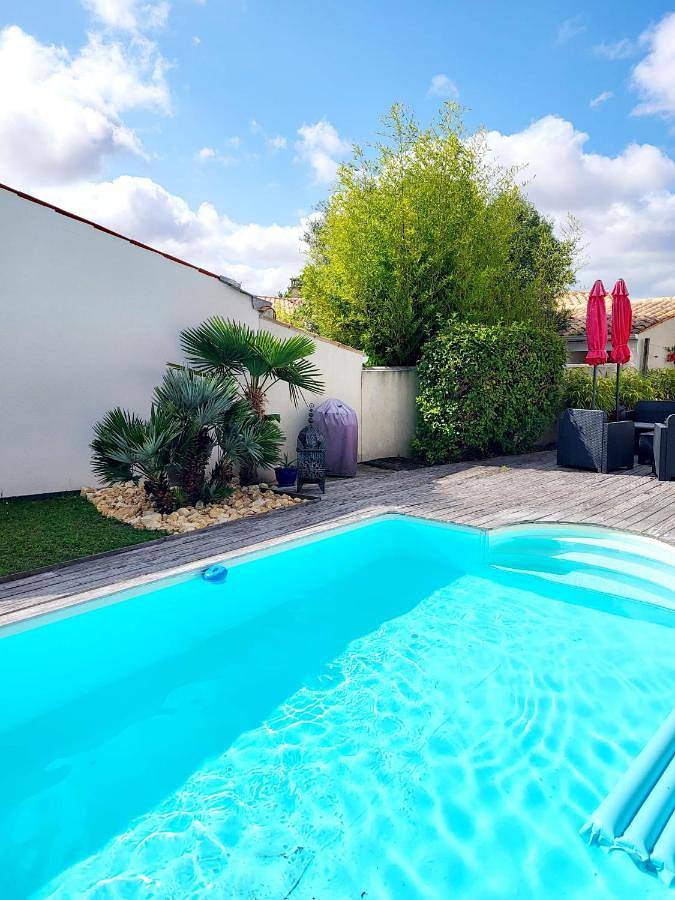 Location de vacances pour 6 personnes, avec jardin et piscine dans Chagnolet - 3
