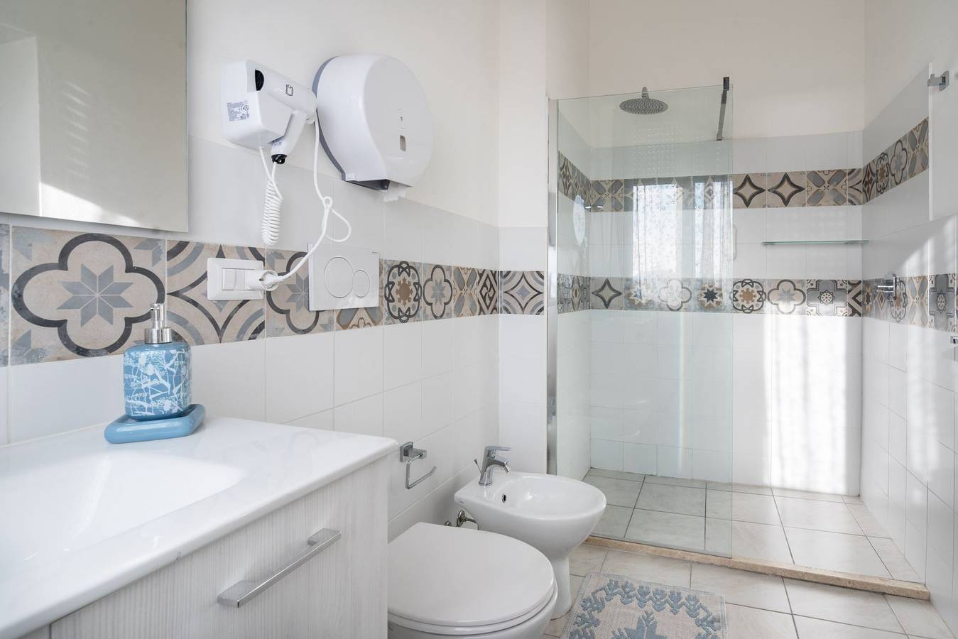 Affittacamere Aiosardegna Al Porto - Camera 3_al_Porto in Cagliari, Campidano