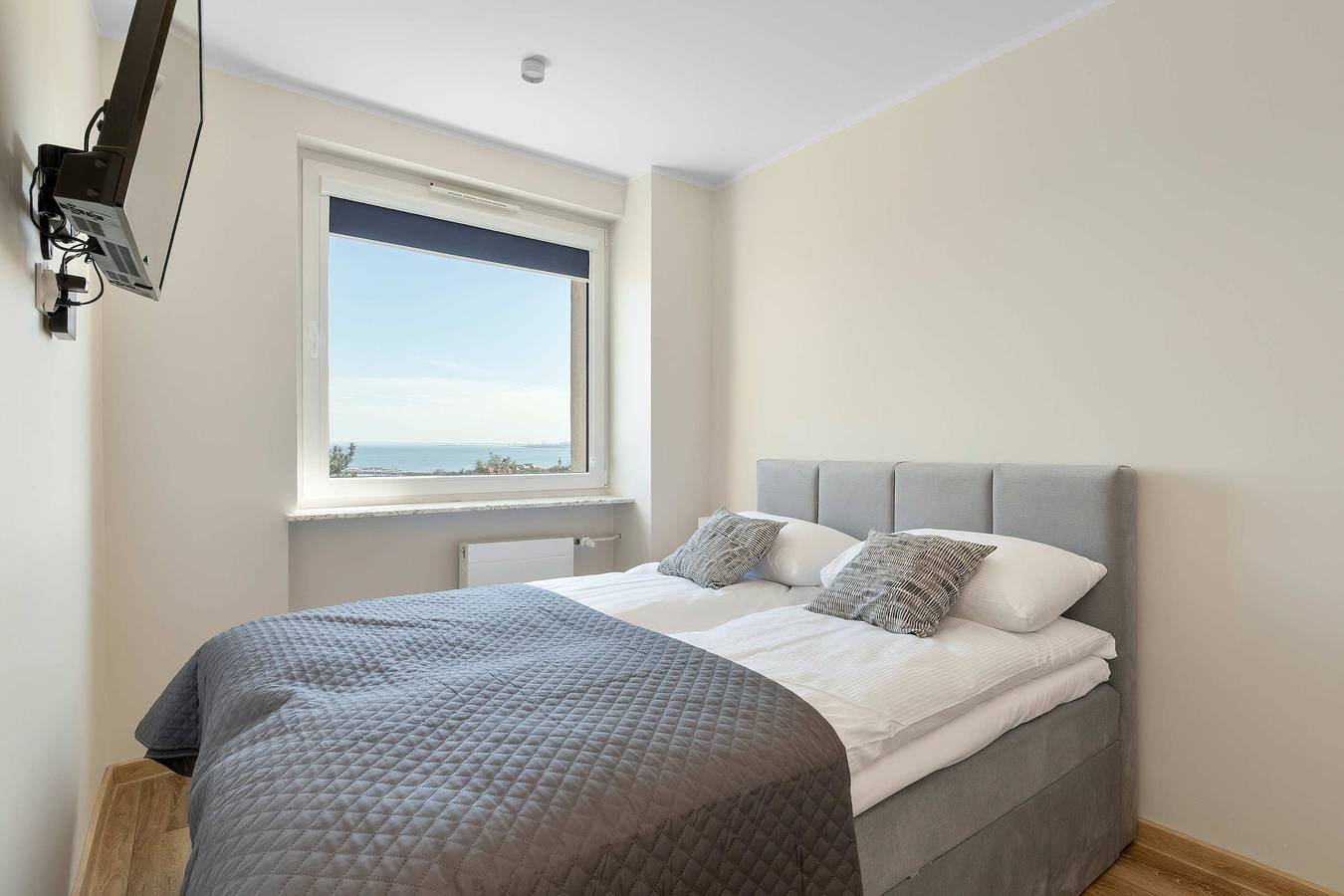 Ganze Wohnung, Apartment with Balcony | View of the Sea and Proximity to the Beach in Zoppot, Zatoka Gdańska