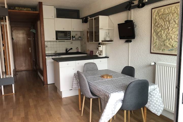 Gîte pour 4 personnes, avec terrasse, adapté aux familles à Saint-Chaffrey - 3