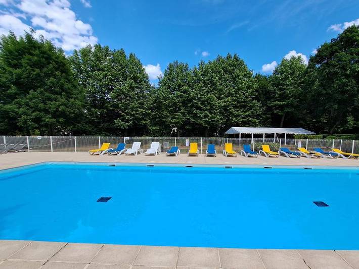 Maison de vacances pour 4 personnes, avec bassin pour enfant à Saint-Céré