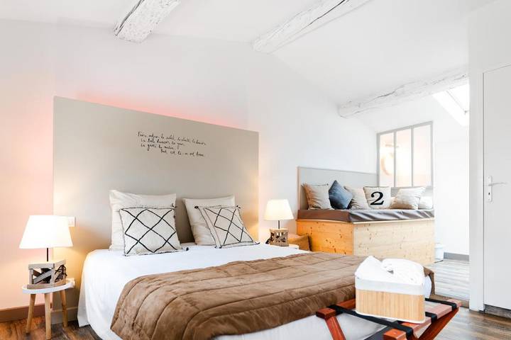 Location de vacances pour 2 personnes, avec Vue dans Office De Tourisme De Narbonne