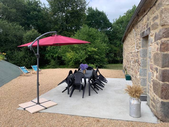 Location de vacances pour 7 personnes, avec vue et jardin à Plounévez-Moëdec - 3