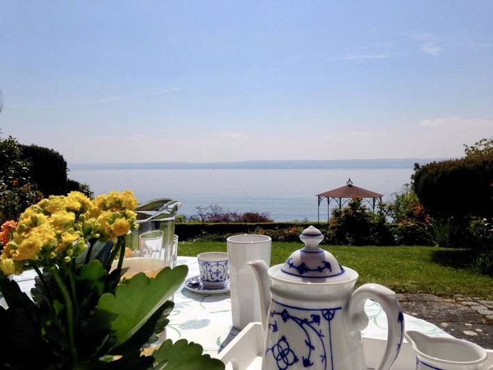 Ferienwohnung für 3 Personen, mit Terrasse und Garten sowie Seeblick und Ausblick in Meersburg