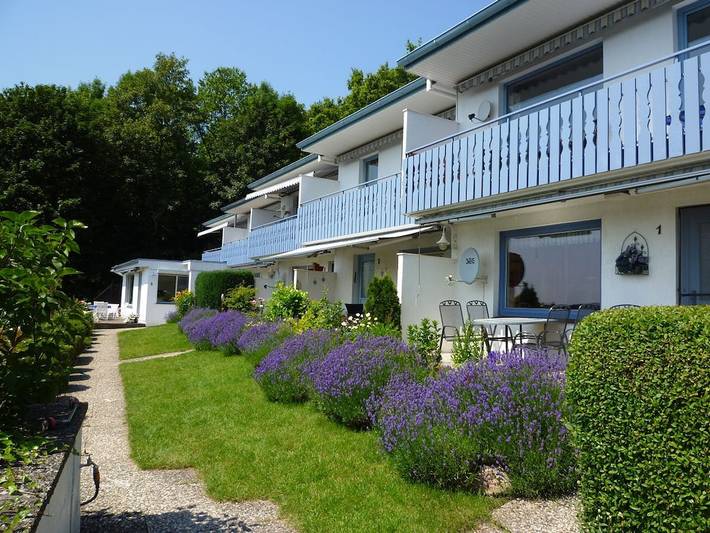 Ferienhaus für 2 Personen, mit Terrasse und Seeblick in Eutin