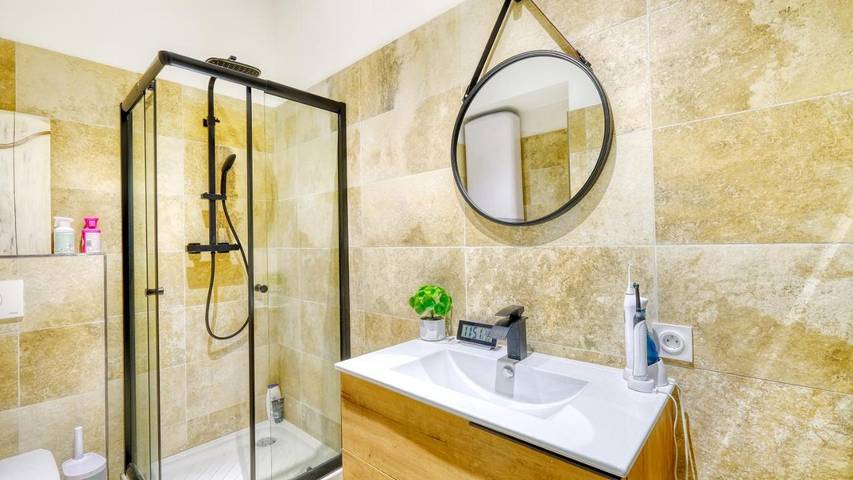 Gîte pour 2 personnes, avec balcon dans Cinema Le Studio Bastia - 4