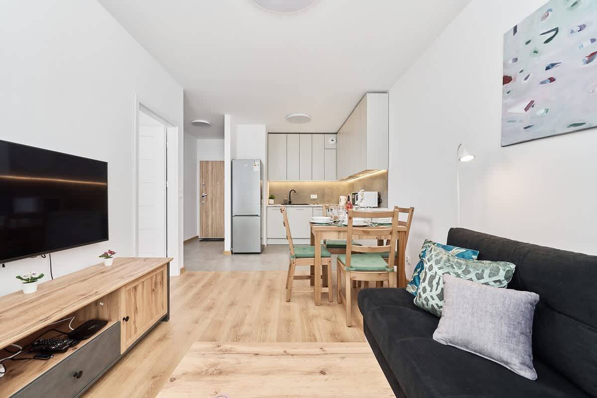 Ganze Wohnung, Ferienwohnung für 4 Personen mit Garten in Breslau, Niederschlesien