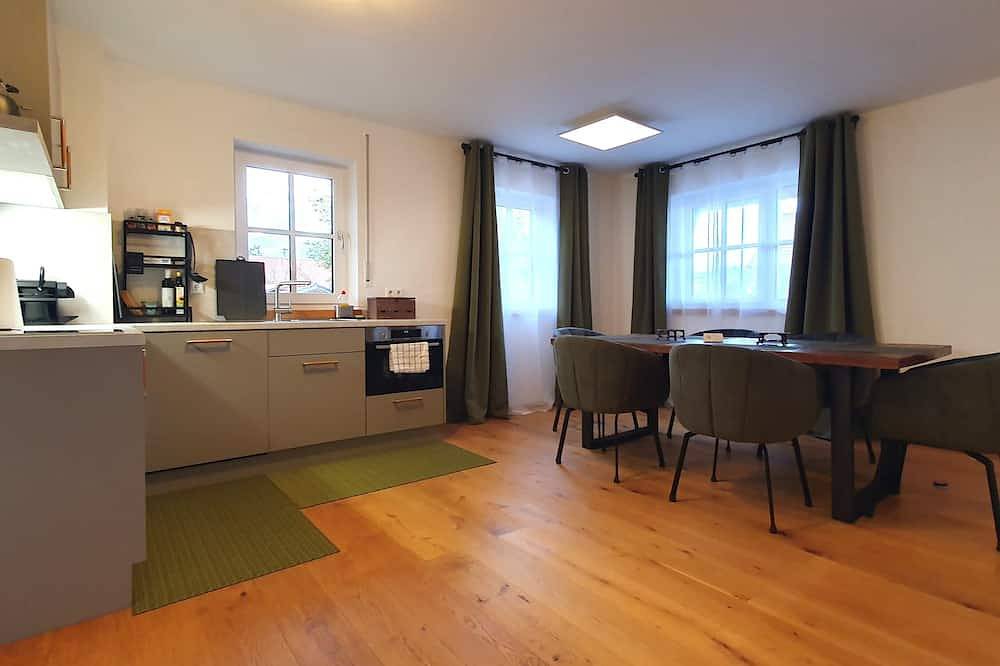 Ganze Wohnung, Gutshof Alpenblick am Simssee - Kitzbühel Suite in Stephanskirchen, Landkreis Rosenheim