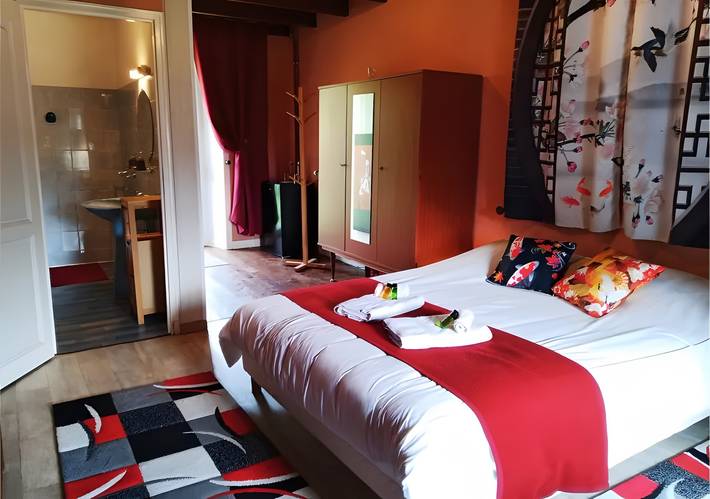 Chambre d’hôte pour 2 personnes, avec jardin, adapté aux familles dans Parc naturel régional des Marais du Cotentin et du Bessin - 2