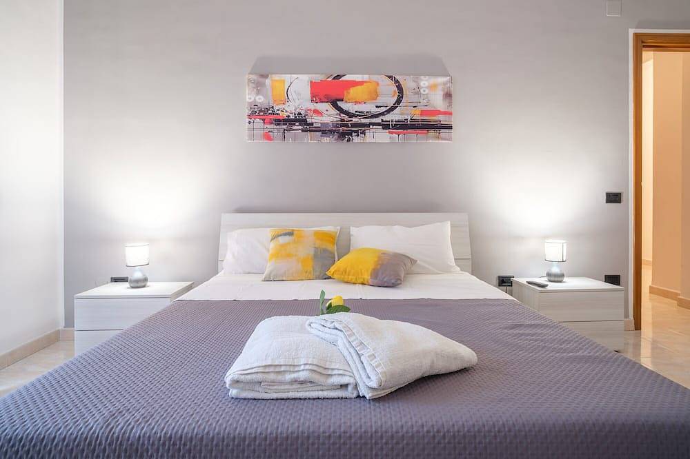 Apartamento entero, Apartamento 'Messina' con balcón, Wi-Fi y aire acondicionado in Minissale, Mesina