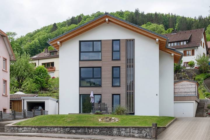 Appartement entier, Appartement "Wanderlust" avec vue sur les montagnes, terrasse privée et Wi-Fi in Todtnau, Forêt-Noire du Sud