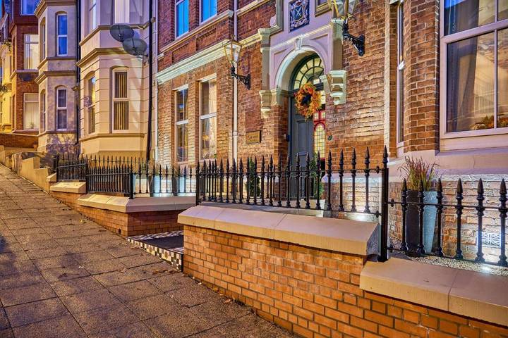 Chambre d’hôte pour 2 personnes, avec jardin dans Derry Londonderry