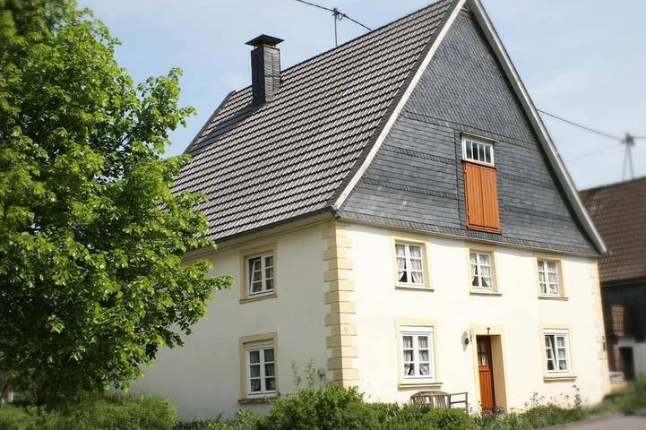 Ferienwohnung für 4 Personen, mit Balkon und Garten