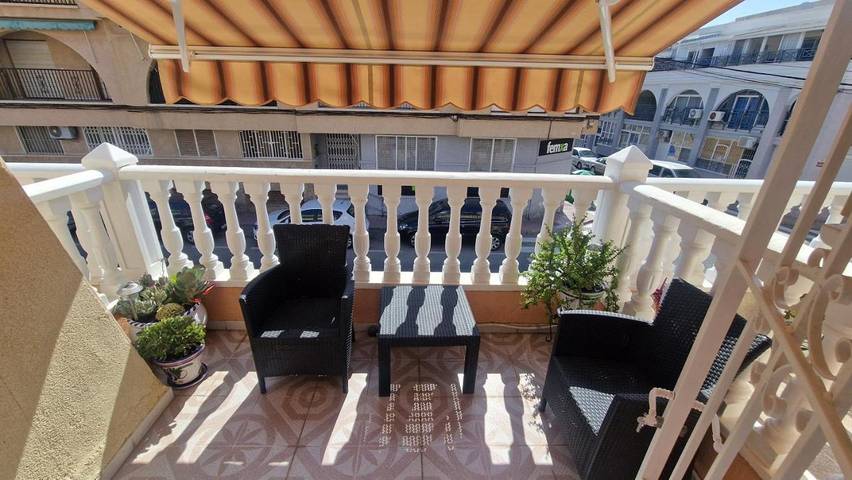 Casa rural para 8 personas, con piscina y balcón en Torrevieja - 3