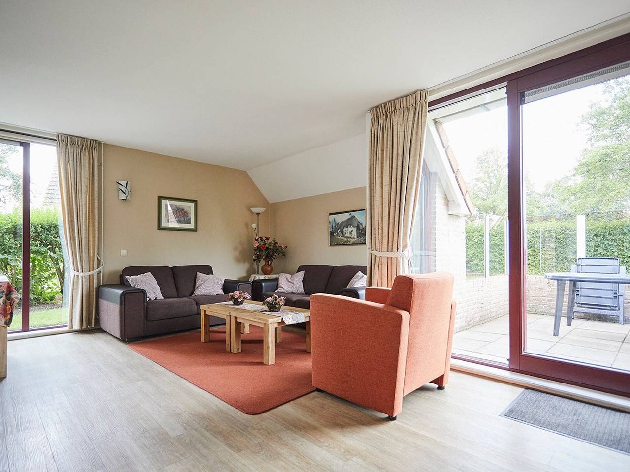 Vakantiehuis in Zeeland vlakbij de stranden in Nederlandse Noordzeekust