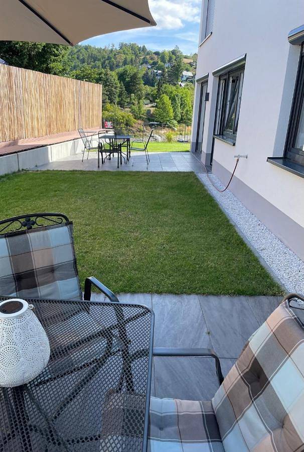 Ganze Wohnung, Apartment with Lake View in Saaldorf, Bad Lobenstein