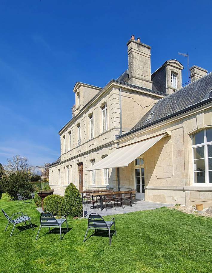 Gîte pour 15 personnes, avec terrasse et jardin