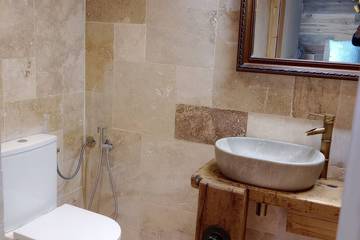 Chambre D’hôte pour 2 Personnes dans Carcassonne, Canal du Midi, Photo 2