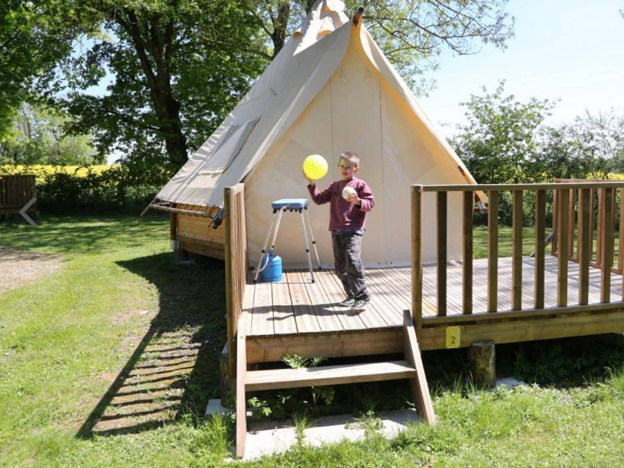 Camping Le Nid du Parc - Ungewöhnlich 4 personen - (ohne Sanitäranlagen) in Parc des Oiseaux (Villars-les-Dombes), Villars-les-Dombes