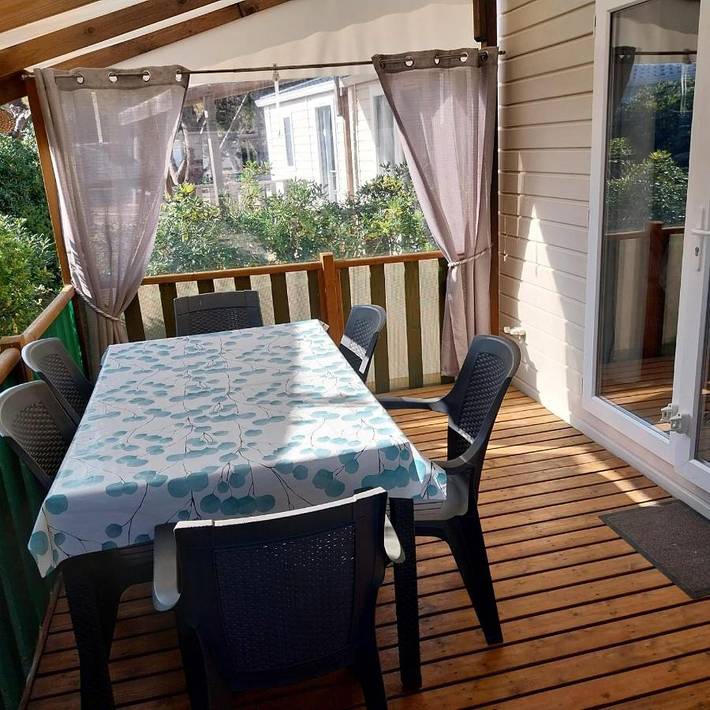 Camping pour 6 personnes, avec terrasse et piscine à Narbonne - 2