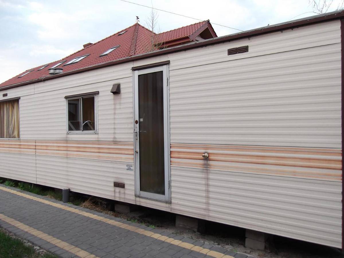 Camping domki letniskowe in Wawer, Warszawa