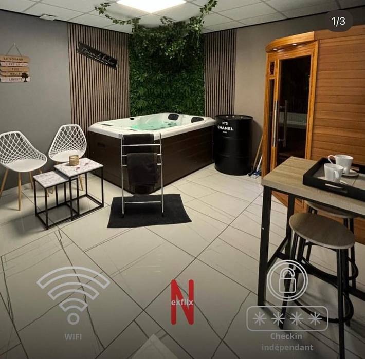 Gîte pour 2 personnes, avec jardin et terrasse ainsi que sauna et jacuzzi à Denain