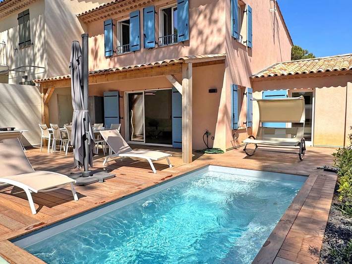 Maison de vacances pour 10 personnes, avec jardin ainsi que piscine et terrasse