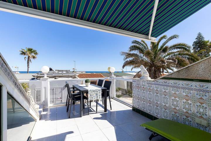 Bungalow para 4 personas, con jardín y vistas al mar en Provincia de Almería
