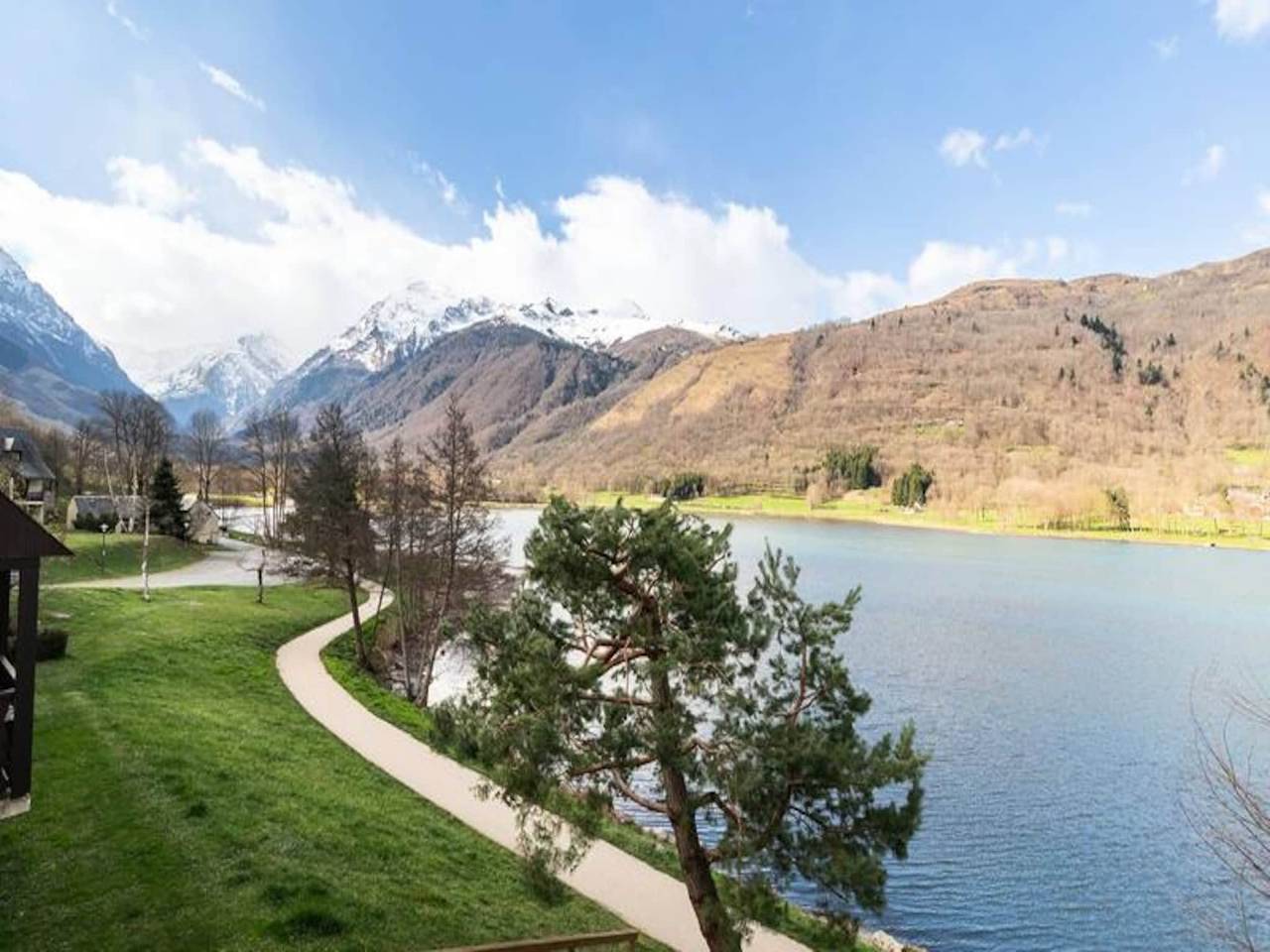Apartamento entero, Casa de vacaciones en Loudenvielle junto al lago in Loudenvielle, Pirineos franceses
