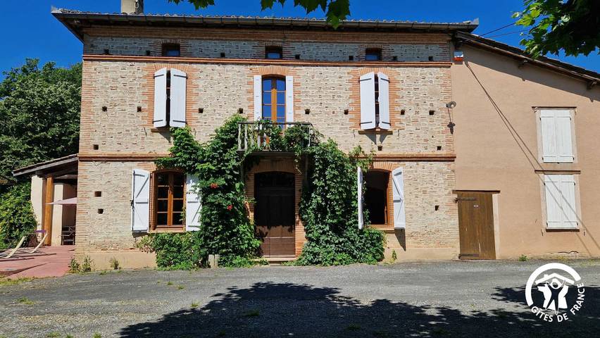 Le Rivel in Giroussens, Castres region